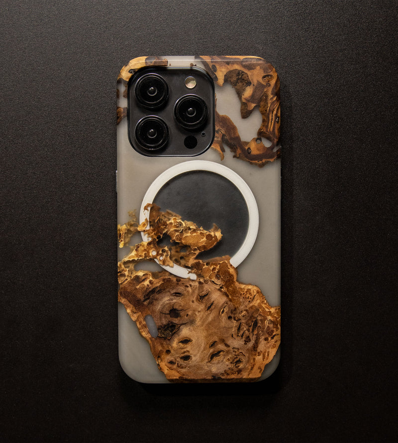 Carved Reserve Live Edge Case - iPhone 14 Pro (Leah, 241)