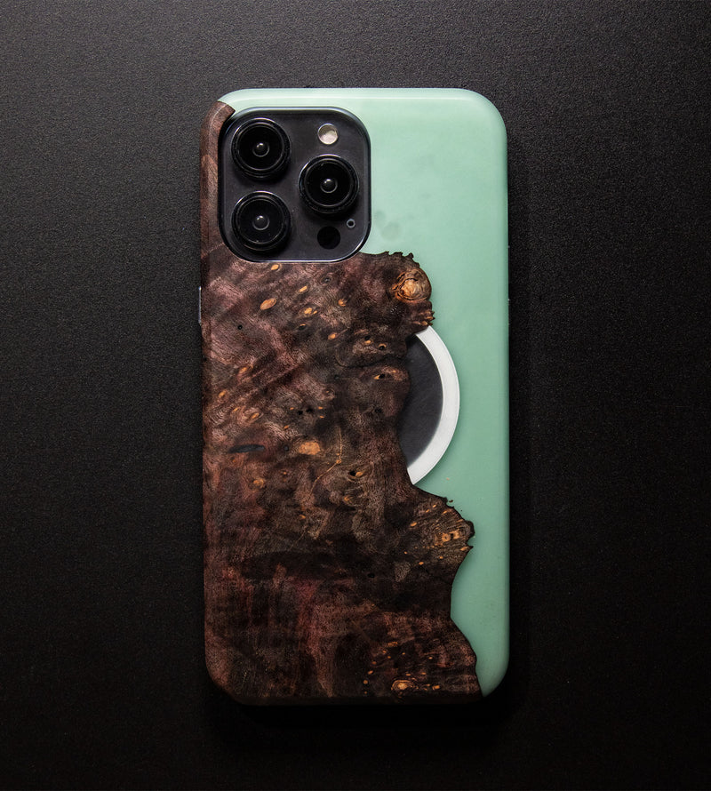 Carved Reserve Live Edge Case - iPhone 14 Pro Max (Ella, 134)