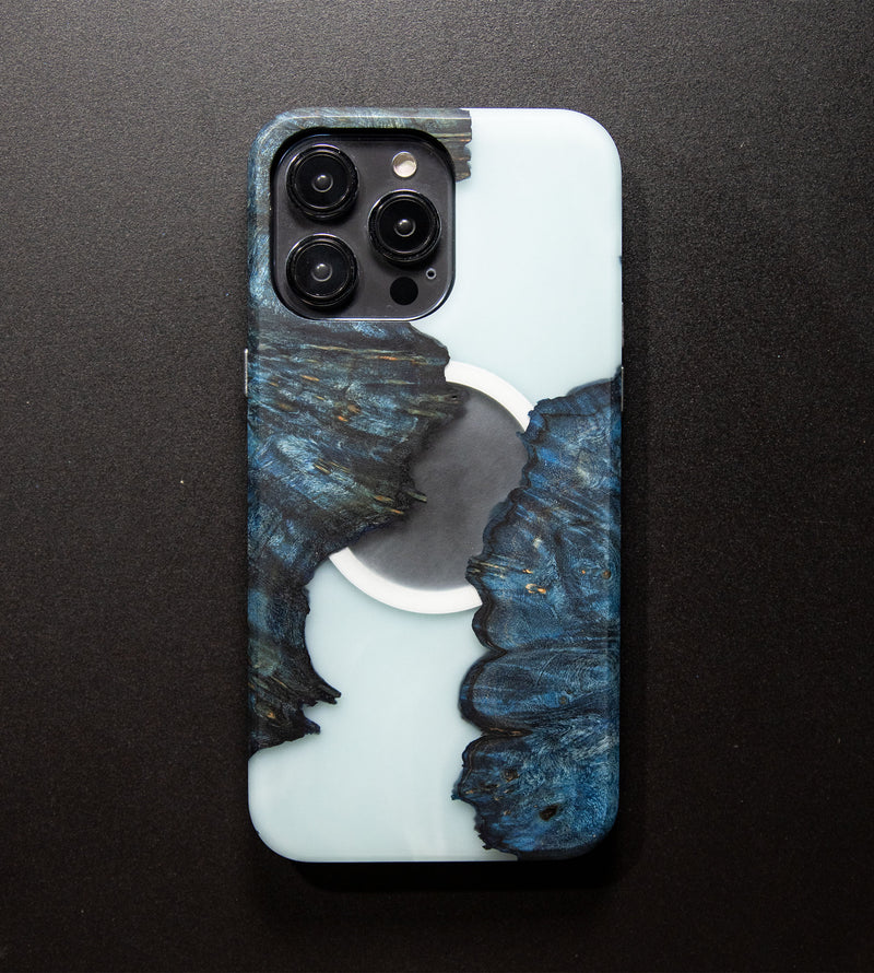 Carved Reserve Live Edge Case - iPhone 14 Pro Max (Lissa, 101)