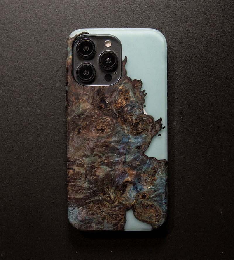 Carved Reserve Live Edge Case - iPhone 14 Pro Max (Waylon, 168)
