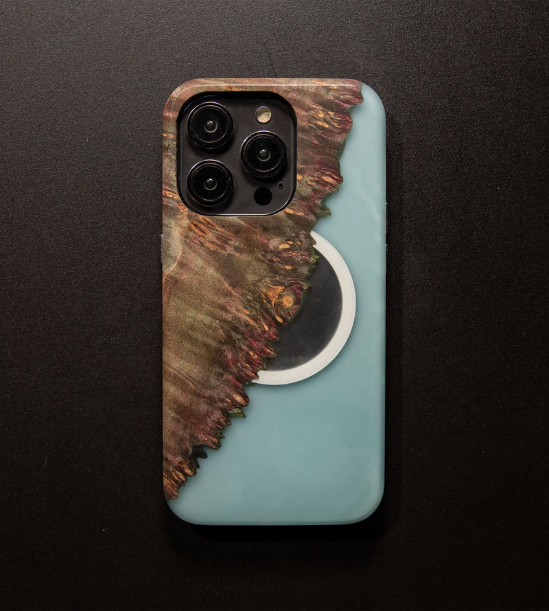 Carved Reserve Live Edge Case - iPhone 14 Pro (Iris, 221)