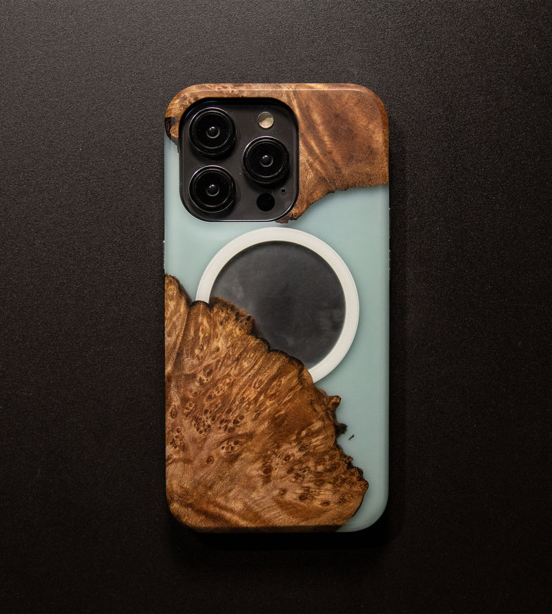 Carved Reserve Live Edge Case - iPhone 14 Pro (Kayden, 213)