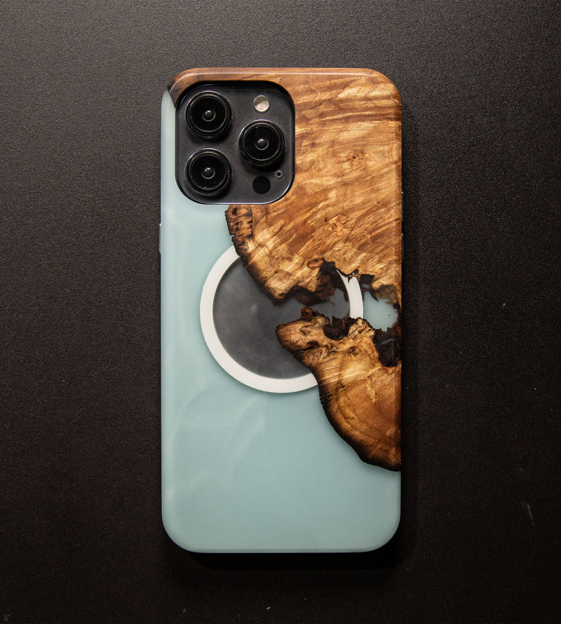 Carved Reserve Live Edge Case - iPhone 14 Pro Max (Michael, 163)