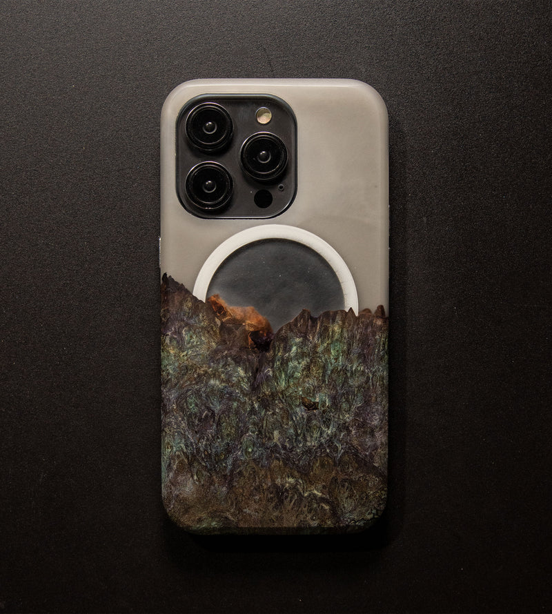 Carved Reserve Live Edge Case - iPhone 14 Pro (Joshua, 253)