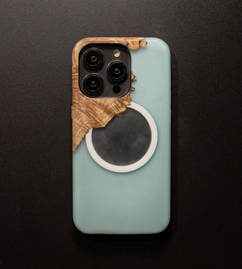 Carved Reserve Live Edge Case - iPhone 14 Pro (Silas, 216)