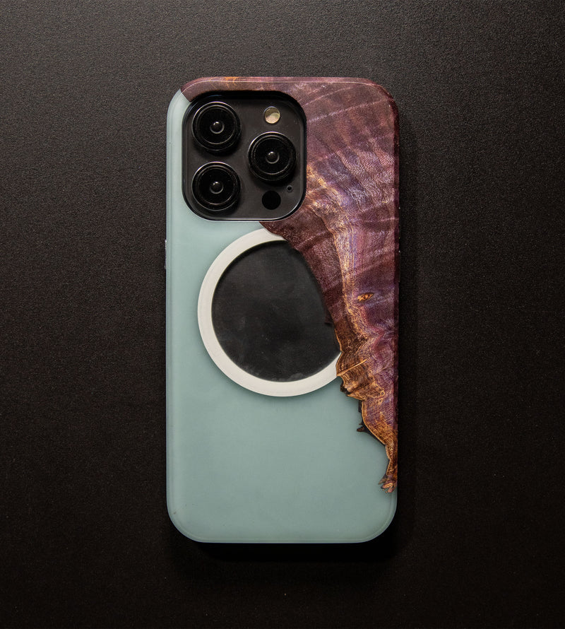 Carved Reserve Live Edge Case - iPhone 14 Pro (Raelynn, 225)