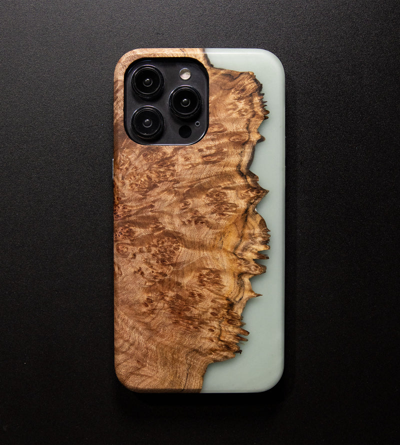 Carved Reserve Live Edge Case - iPhone 14 Pro Max (Sebastian, 139)