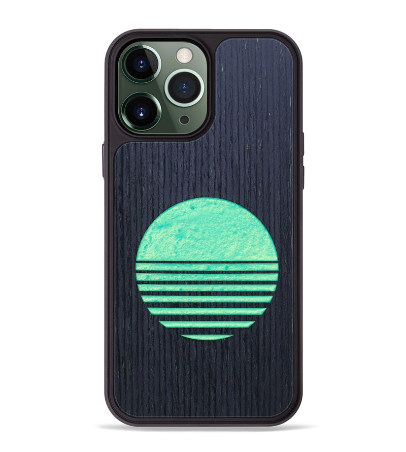 iPhone 13 Pro Max Wood+Resin Phone Case - Kobe (Retro, 634778)