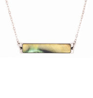 Bar Wood+Resin Necklace - Pearl (Maple Burl, 638192)